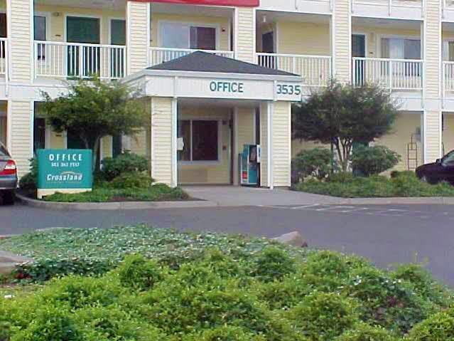 セイラム ホームタウン スタジオズ セーラム Orモーテル エクステリア 写真